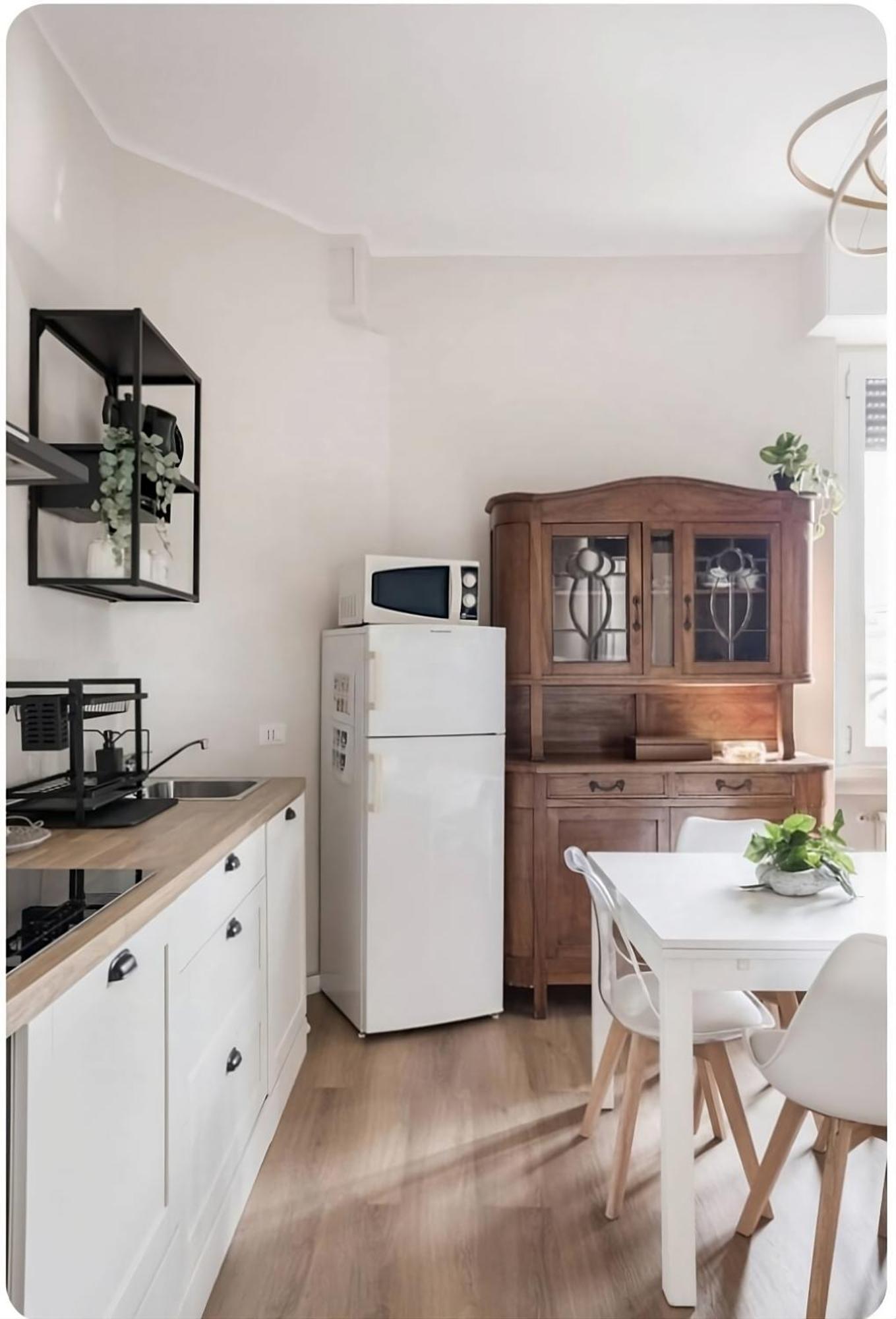 2 Bedroom Gem Near Milano Centrale Fast Wi Fi Kademy House Buitenkant foto